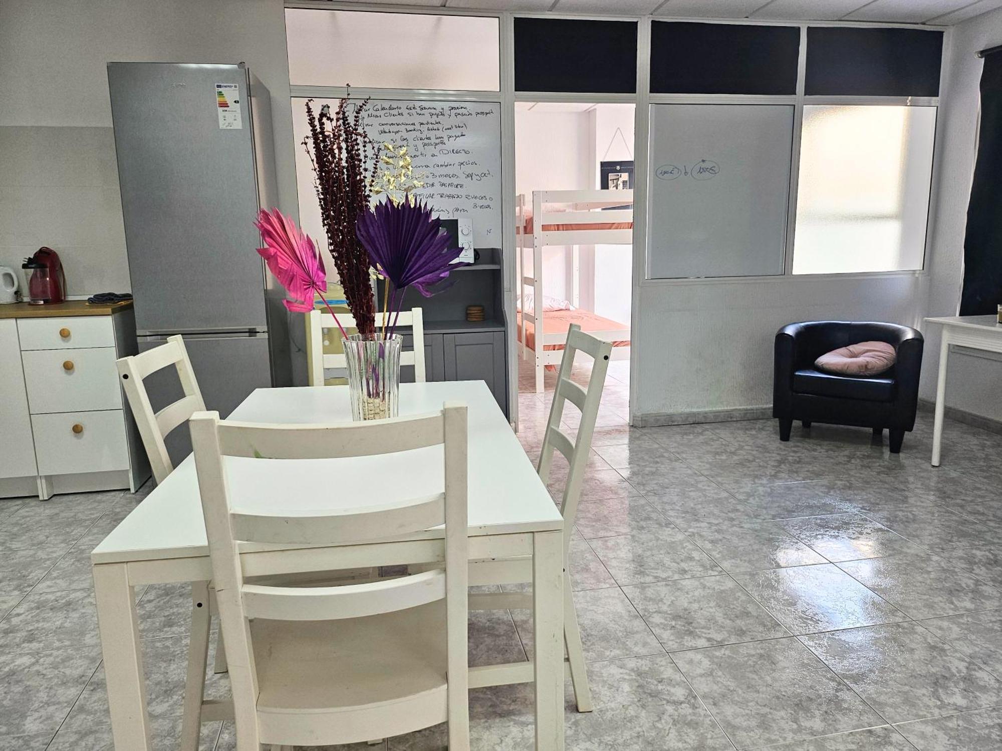 Corralejo Coliving By Amazzzing Travel Hostel Eksteriør bilde
