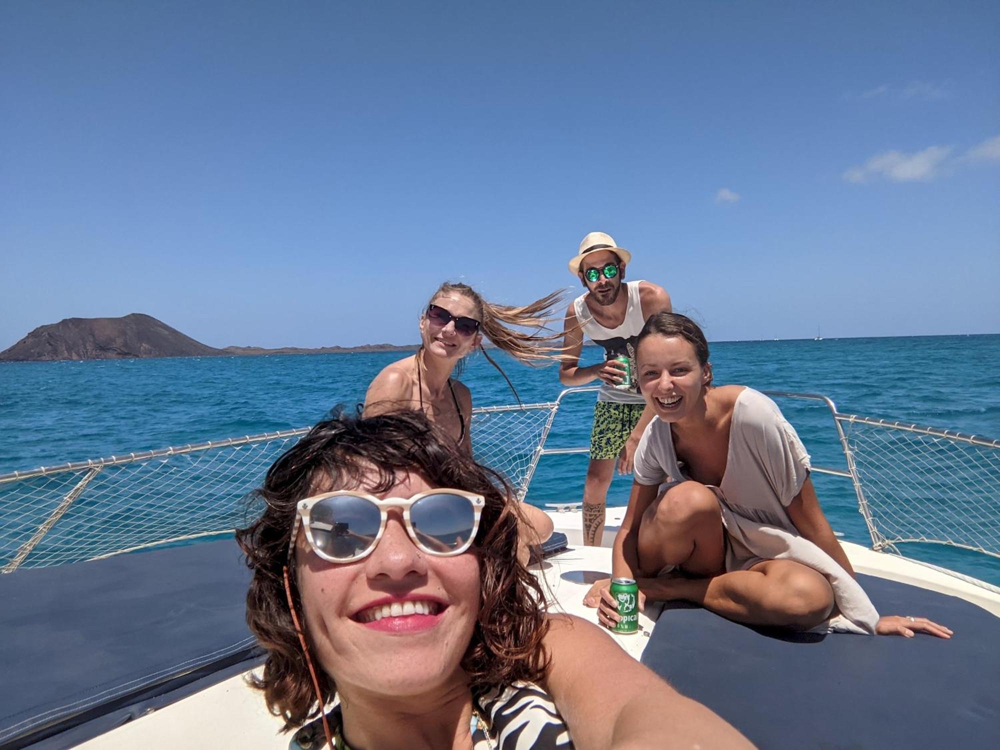 Corralejo Coliving By Amazzzing Travel Hostel Eksteriør bilde