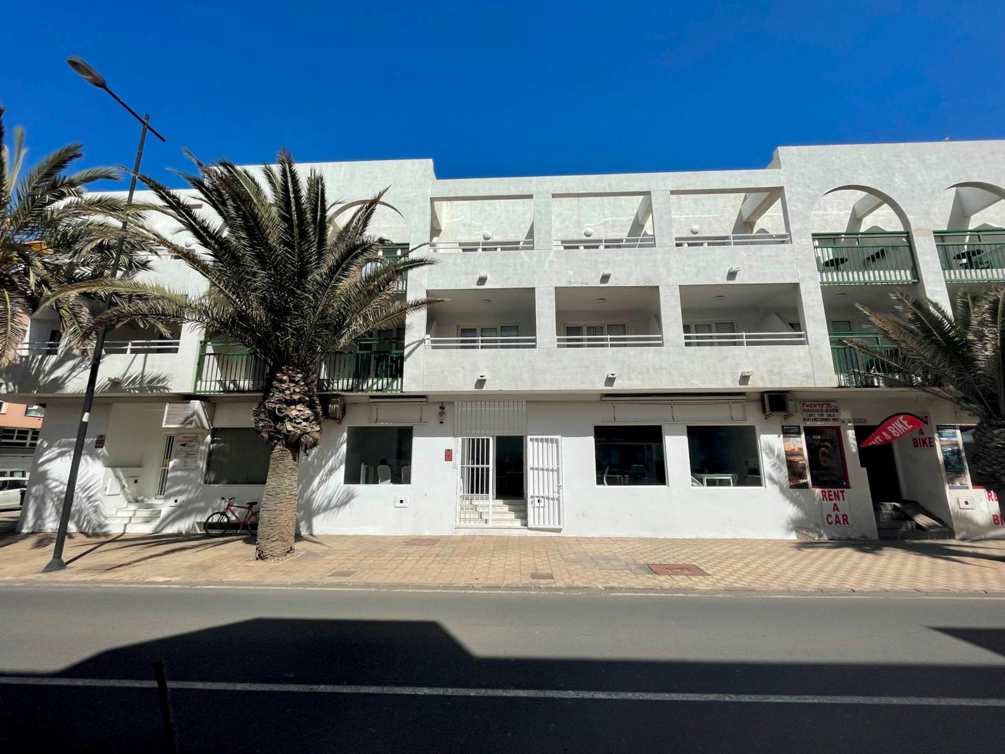 Corralejo Coliving By Amazzzing Travel Hostel Eksteriør bilde